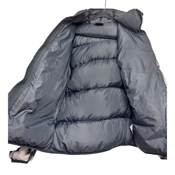 Nike Sportswear Womens Small Down Puffer Jacket Black White Tie Dye Print Hooded - Picture 2 of 7